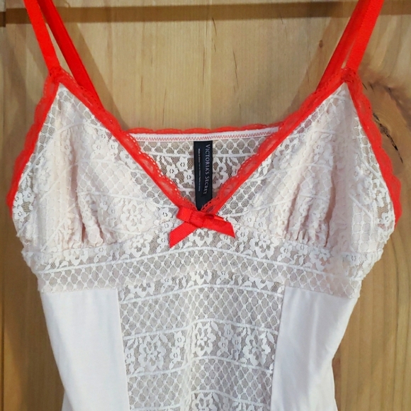 NWOT VICTORIAS SECRET peach lace babydoll - Picture 2 of 6